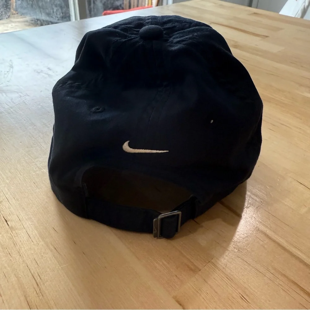 Nike‎ Haritage86 Navy Blue Leinenkugel's Baseball Cap